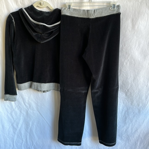 Antigua trending black/gray velour track suit, size M - Picture 8 of 8